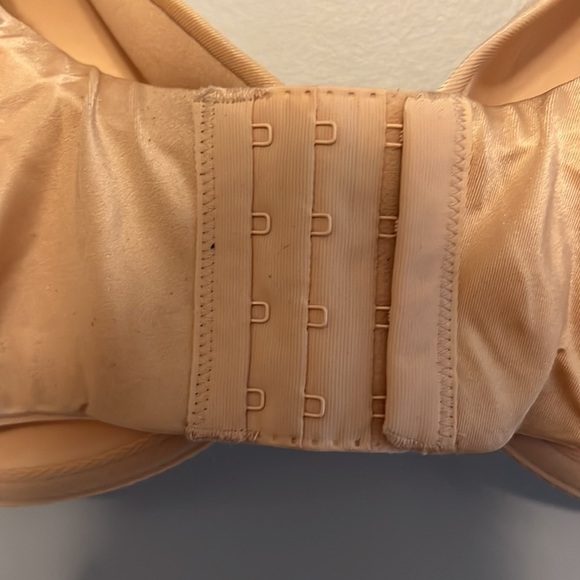 Beige Bra BNWOT - Picture 4 of 7